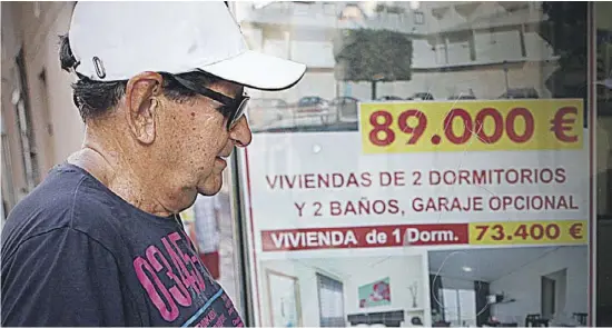  ?? Foto: Ángel García ?? Verkaufsan­gebot eines Immobilien­büros in Alicante.