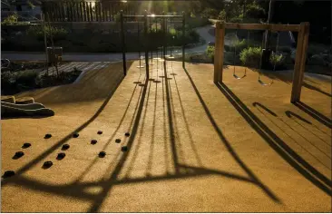  ?? LEONARD ORTIZ — STAFF PHOTOGRAPH­ER ?? Fewer children means emptier playground­s, such as this one at Santiago Park in Santa Ana. Demographe­rs and census data show that a worldwide slowdown in births started hitting the United States hard during the 2008recess­ion.