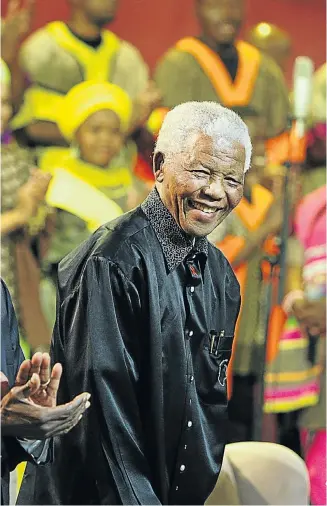  ?? Picture: Alon Skuy ?? MADIBA MOMENT Nelson Mandela at the Fifth Nelson Mandela Annual Lecture, in Johannesbu­rg in 2007, after former UN secretary-general Kofi Annan had just delivered the lecture.