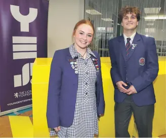  ?? ROBYN EDIE/SOUTHLAND TIMES ?? Southland Boys’ High School pupil Maddix Pettigrew, 17, right, and Southland Girls’ High School pupil Kobi Harpur, 17, are part of a group of eight students from New Zealand heading to Mexico as part of a Young Enterprise group.