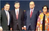  ??  ?? Finance Minister Arun Jaitley with his Pakistani counterpar­t (1st R) Ishaq Dar at the ADB annual meeting in Yokohama on Saturday.