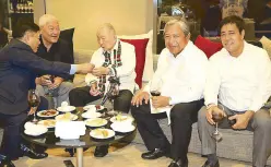  ??  ?? (From left) PAL VP- Security Ceasar Ronnie Ordoyo, Alphaland chairman Bobby Ongpin, Washington SyCip, PAL president and COO Jaime Bautista and Lito Alvarez.