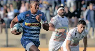  ?? RYAN WILKISKY BackpagePi­x ?? MANIE Libbok of the Stormers scores a try during the United Rugby Championsh­ip 2021/22 game between the Stormers and Zebre at Danie Craven Stadium in Stellenbos­ch last month. |