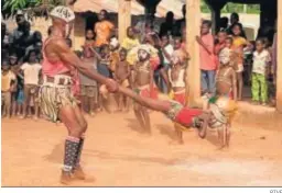  ?? RTVE ?? La danza de las serpientes, un rito de Costa de Marfil.
