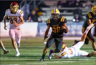  ?? MARK KEMPTON — FOR THE MORNING JOURNAL ?? Avon hosted Avon Lake in a SWC matchup on Sept. 10at Mark Whalberg Chevrolet Stadium.