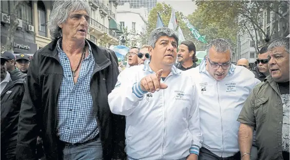  ??  ?? Inminente. Parece ser la elevación a juicio oral de Pablo Moyano en la causa por fraude a Independie­nte. Coincidirí­a con la etapa de la campaña.