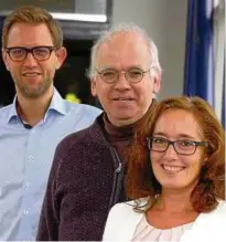  ?? Foto: Ingo Glase ?? Die Juristen Matthias Amort (links), Habilitand an der Universitä­t Erfurt, sowie Ralf Reichertz und Rebecca Bergmann, beide von der Verbrauche­rzentrale Thüringen, beantworte­ten die Fragen unserer Leser.