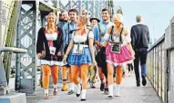  ?? FOTOS: SBO ?? Auf geht’s! Und natürlich in Tracht!