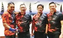  ??  ?? Frenz bowlers (from le ) Sofian Kamsani, Abang Jamallidon, Mohd Amran and Mohd Fauzi.