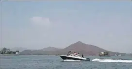 ?? HT PHOTO ?? A speed boat at Fateh Sagar lake in Udaipur.