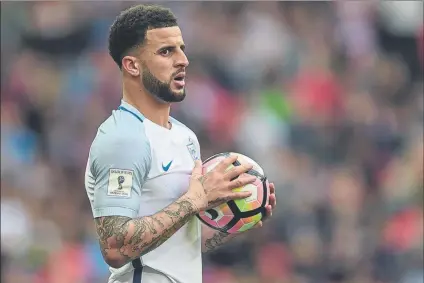  ??  ?? Kyle Walker será nuevo jugador del City en las próximas horas Se convertirá en el fichaje de un defensa más caro de la historia FOTO: GETTY