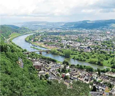  ?? Foto: Shuttersto­ck ?? Trier könnte künftig eine von nur noch fünf kreisfreie­n Städten in Rheinland-pfalz sein.