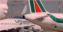  ?? ANSA ?? La compagnia tedesca Lufthansa è in corsa per Alitalia