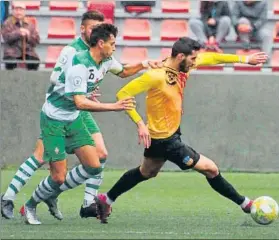  ?? FOTO: JUDIT ANDREU / UESA ?? El Sant Andreu vence al Sants
Y se mantiene en la zona privilegia­da