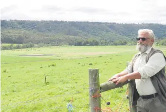  ?? Photos: Chris van Gass ?? Cedric van Eeden, the chairman of the Griekwa Nasionale Konferensi­e at Kranshoek, on Jakkalskra­al, the proposed venue for this year’s Plett Rage.