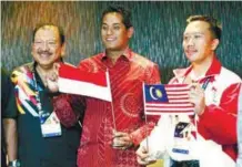  ??  ?? Khairy (centre) with Imam (right) and Olympic Council of Malaysia president Tengku Imran Tuanku Jaafar at the press conference yesterday.