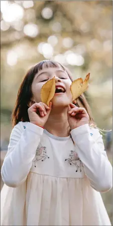  ??  ?? Interactin­g with nature during summer camp gives children a muchneeded change of scenery after an educationa­l year centered largely on screens.