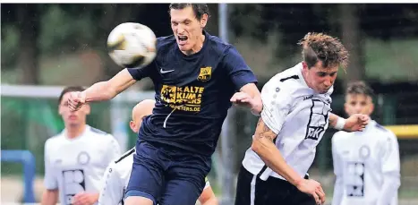  ?? RP-FOTO: FALK JANNING ?? TSV-Innenverte­idiger Robert Fleßers erzielt im Spiel bei Union Nettetal in der 88. Minute per Kopf den Treffer des Tages.