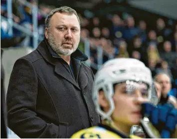  ?? Foto: Henning Bagger, imago images ?? Der neue AEV‰Coach Mark Pederson führte den dänischen Klub Esbjerg Energy zu zwei Meistersch­aften und in die Champions Ho‰ ckey League.