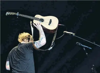  ?? ÀLEX GARCIA ?? Ed Sheeran es el artista que generó más ingresos en el 2017