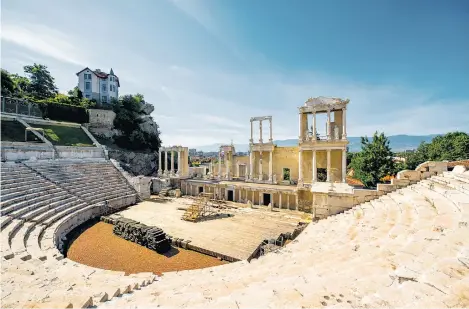  ??  ?? Plowdiws römisches Theater wurde vermutlich im Jahr 90 unter Kaiser Trajan errichtet.