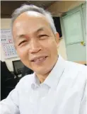  ??  ?? DR. ARTEMIO M. SALAZAR of the Institute of Plant Breeding at UP Los Baños is a strong advocate of eating white corn, particular­ly the IPB Var 6, which is considered a Quality Protein Maize. It has a low glycemic index (GI) so it is good for diabetics and those who want to lose weight.