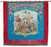  ?? CC BY-NC-ND 4.0. TE PAPA (PC004649/1-7. ?? A trade union banner, 1899, London, by George Tutill &amp; Co, Ltd, gift of the Central Amalgamate­d Workers’ Union, 2009.