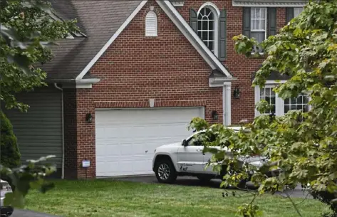  ?? Darrell Sapp/ Post- Gazette ?? Shooting scene in the 800 block of Spencer Grove Lane in Shaler on Wednesday. Don Babbit was shot and killed Tuesday by police after pointing a weapon at them.