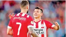  ??  ?? El mexicano Hirving Lozano se estrenó al 77 de juego.