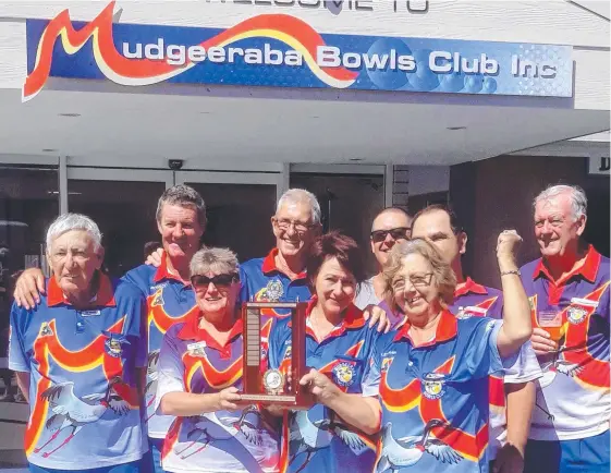  ?? Picture: FIONA HALL ?? The champion Mudgeeraba “A” team celebrate their Summer Nines win.