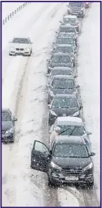  ??  ?? Traffic chaos near Cirenceste­r, Glos