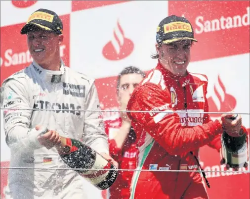  ??  ?? ÚLTIMO PODIO DEL ALEMÁN. La carrera de Valencia en 2012 que ganó Alonso fue la última vez que Schumacher pisó el cajón, fue tercero.