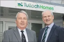  ??  ?? Keith Loades, Camanachd Associatio­n president, left, with eight-time Camanachd Cup winner and chief executive officer of title sponsor Tulloch Homes George Fraser.