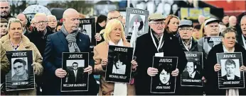  ?? Foto: Reuters ?? Rodiny obětí Příbuzní obětí z Londonderr­y žádají trest pro pachatele.