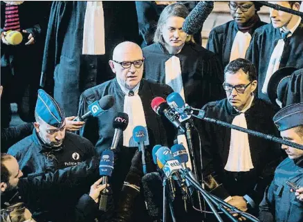  ?? STEPHANIE LECOCQ / EFE ?? Paul Bekaert, abogado del expresiden­te de la Generalita­t, el pasado lunes en el Tribunal de Bruselas