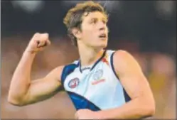  ??  ?? The Gold Coast Suns say they respect defecting Adelaide ruck-forward Kurt Tippett’s wish to join Sydney.