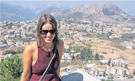  ?? FOTO: FEDERICO DE BLASI/DPA ?? Linda Grothuesma­nn hat einen Famulaturp­latz im Libanon bekommen. Hier besucht sie die Stadt Harissa.