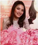  ??  ?? Fazura with the 500 roses she received for her birthday. Say it with flowers: