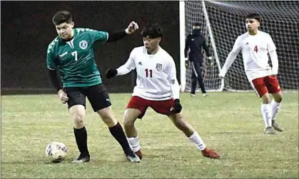  ?? PHOTO BY VICKY SHEA ?? Edwin Cantabrana scored a goal for Tehachapi this week in a home South Yosemite Mountain League match. As a team, the Warriors have scored a total of 18 goals this season.