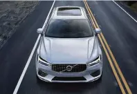  ?? FOTO: HERSTELLER ?? Volvo setzt mit dem XC60 wieder Maßstäbe in Sachen Komfort und – vor allem – bei der Fahrsicher­heit.