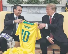  ?? |AP ?? Jair Bolsonaro y Donald Trump se reunieron ayer en la Casa Blanca