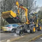  ??  ?? JCB’s new PotholePro gets to work