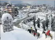  ?? DEEPAK SANSTA /HT ?? Tourists enjoying horse ride at Kufri near Shimla on Tuesday.