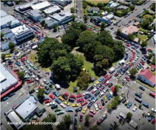  ??  ?? Aerial Cruise Martinboro­ugh