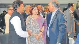  ?? HT PHOTO ?? Dr Frank F Islam with Samajwadi Party president Akhilesh Yadav and his wife Dimple Yadav.
