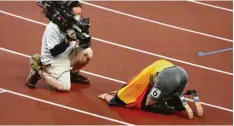  ?? Foto: Marcus Brandt, dpa ?? Sportler wie Johannes Floors, der schnellste Mann ohne Beine, sind die Aushänge‰ schilder des deutschen Paralympic­s‰Teams.
