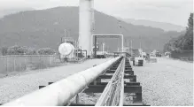 ??  ?? Kinder Morgan is planning to twin its Trans Mountain Pipeline from Edmonton to Burnaby.