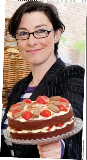  ??  ?? Support:S Sue Perkins has been inundated with goodwill messages N A M H C U O C I K C I V : e r u t c i P