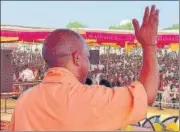  ?? HT ?? Chief minister Yogi Adityanath addressing a public meeting in Kutch district in Gujarat on Wednesday.