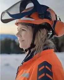  ?? SCREENSHOT/STIHL ?? Andrea Pirker in Montur im „Stihl“-Werbevideo